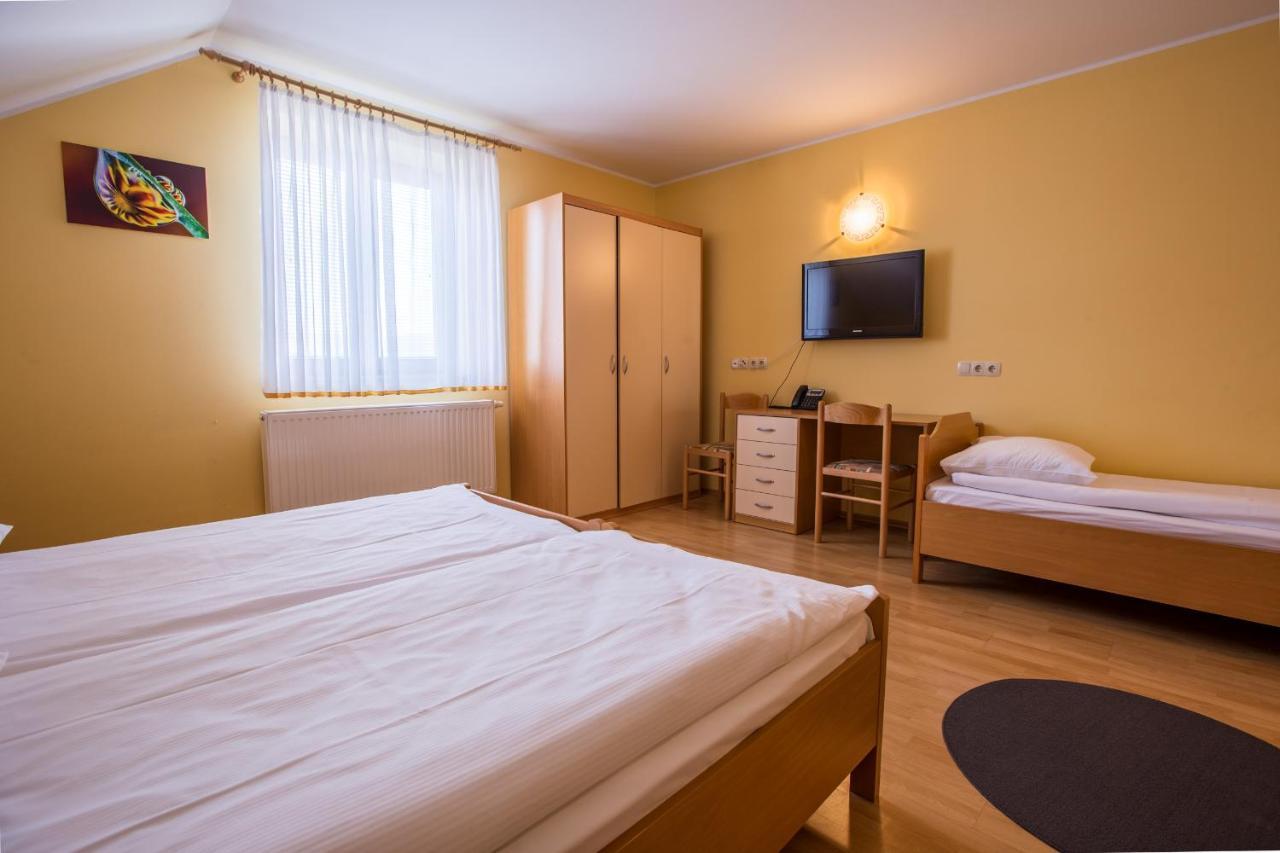 Guesthouse Beno Starse Exterior photo